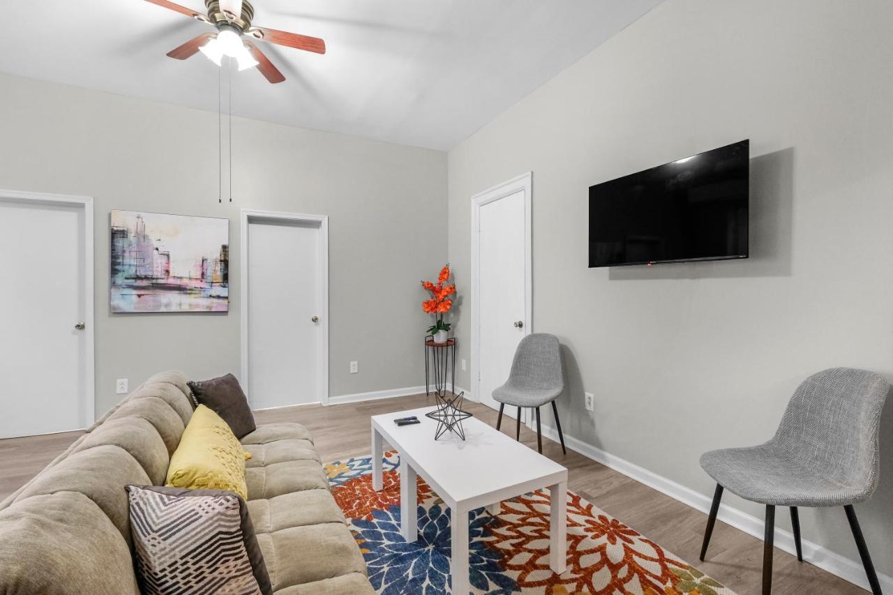 Apartment Lovely 2br In Univ